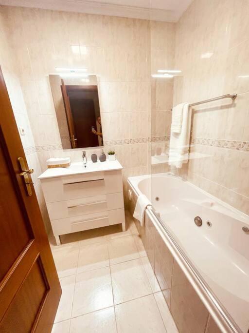 Seaview Apartment Walking To The Beach Funchal  Ngoại thất bức ảnh